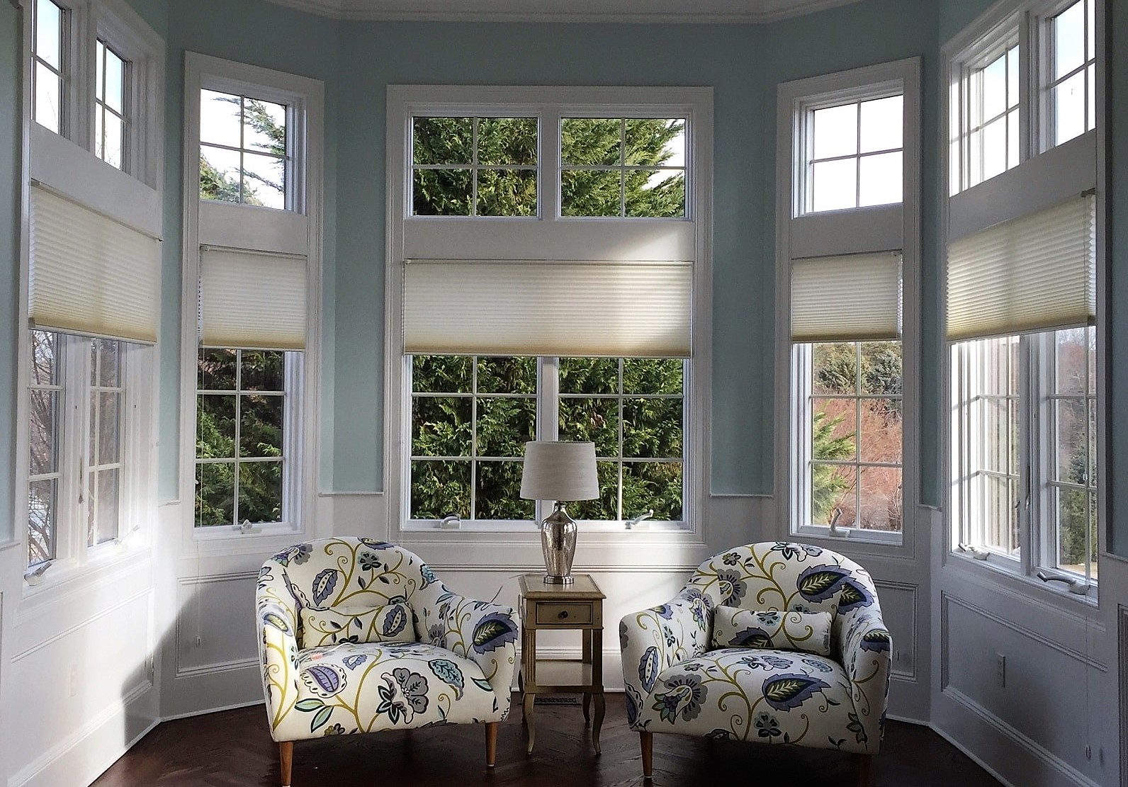 Bay Window in a Family Room Nook